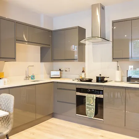 2 Bed - Long Term Rates- Contractors-professionals-relocation Lejlighed