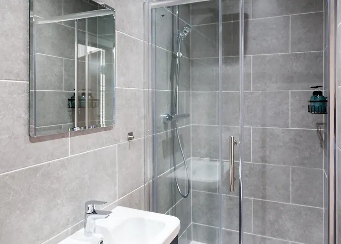 公寓 2-bed - Walk To Station - Sleeps 6